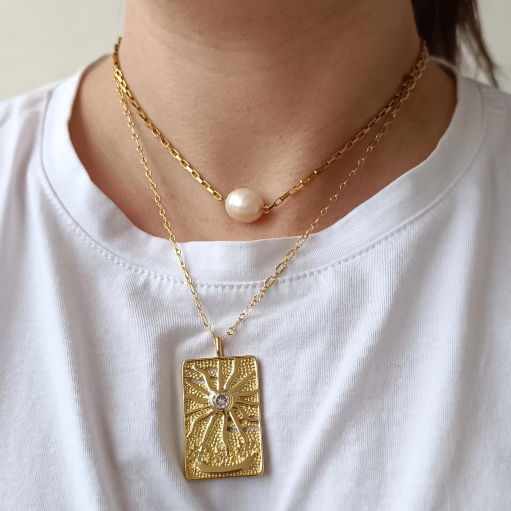 Colier Placat cu Aur cu Pandantiv Soare si Cristal Zirconia Sun
