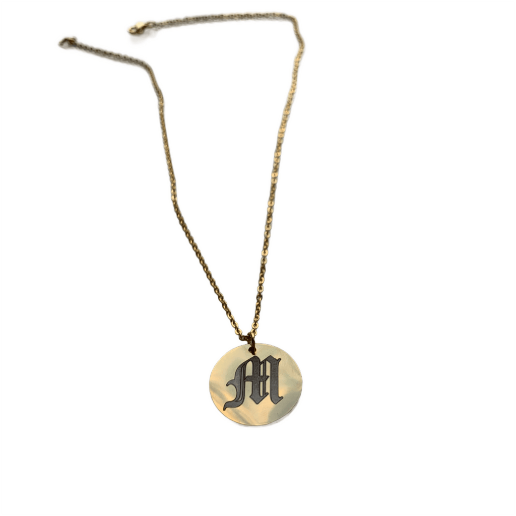 Colier personalizat Gothic Letter